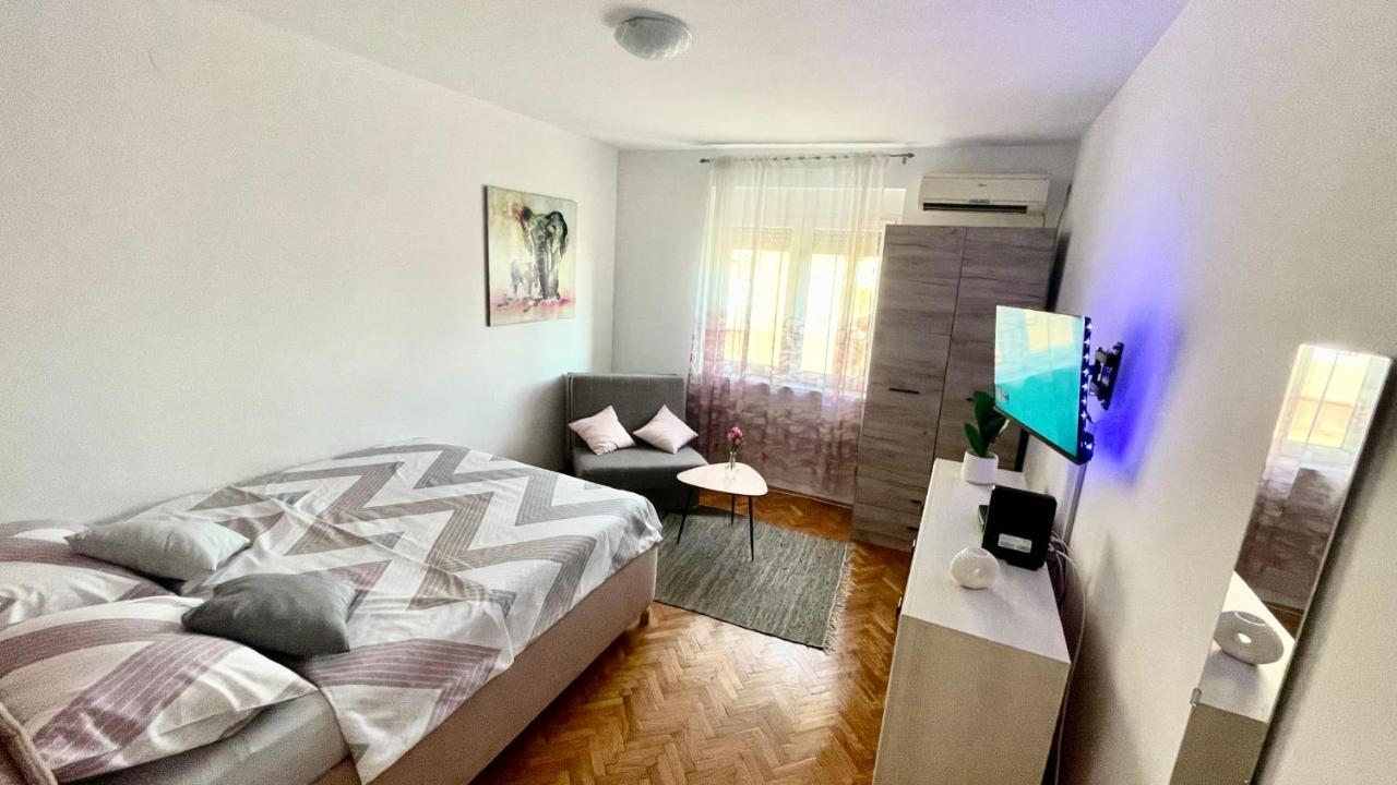 Apartamento Sweet Venac Belgrado Exterior foto