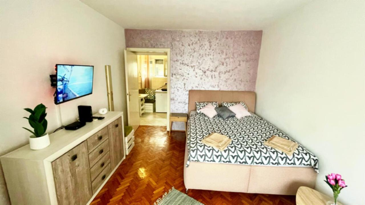 Apartamento Sweet Venac Belgrado Exterior foto